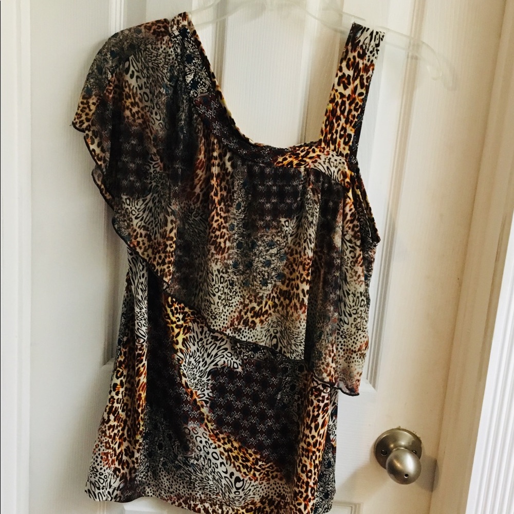 Stunning Asymmetric animal print blouse